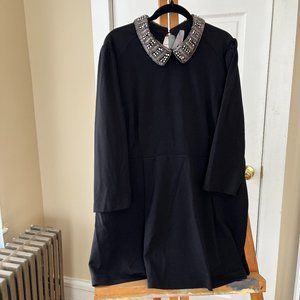 Melissa McCarthy seven7 black top beaded collar